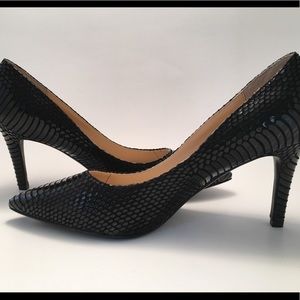 J. Renee “Rylee” Black Belly Snake Print 7 1/2 W